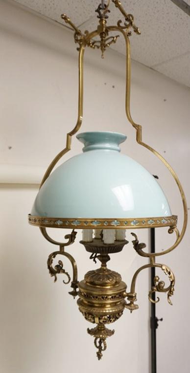 ORNATE SOLID BRASS VICTORIAN HANGING LAMP (1 of 5)