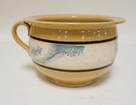 YELLOWARE BOWL (1 of 3)