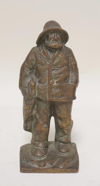 CAST IRON SALTY DOG DOORSTOP: CAST IRON SALTY DOG DOORSTOP, 6 3/4 IN HIGH