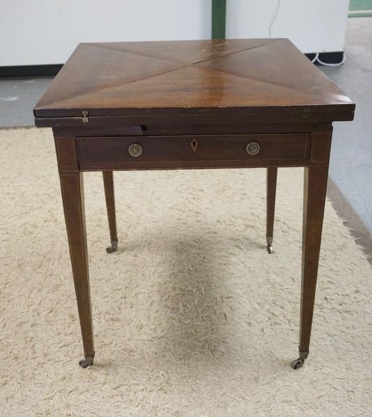 HANDKERCHIEF GAME TABLE (1 of 3)