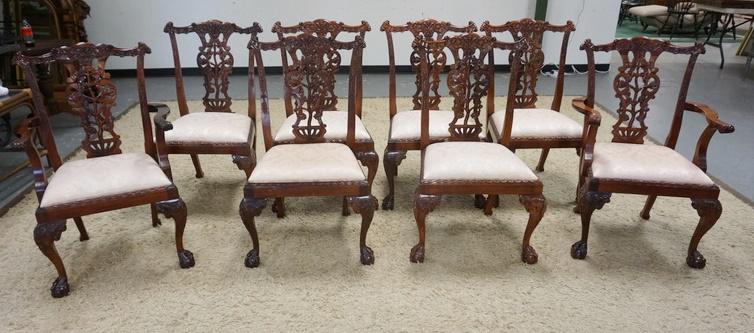SET OF 8 CARVED CHIPPENDALE STYLE DINING CHAIRS: SET OF 8 CARVED CHIPPENDALE STYLE DINING CHAIRS W/ BALL & CLAW FEET. TWO ARM & SIX SIDE