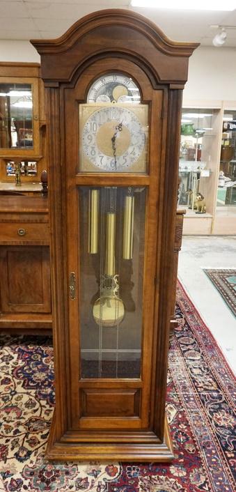 HOWARD MILLER TALL CASE CLOCK (1 of 3)