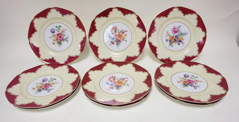 9 TIRSCHENREUTH FLORAL PLATES (1 of 5)