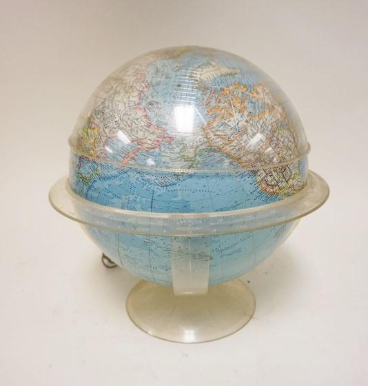 NATIONAL GEOGRAPHIC GLOBE, 1966 (1 of 2)