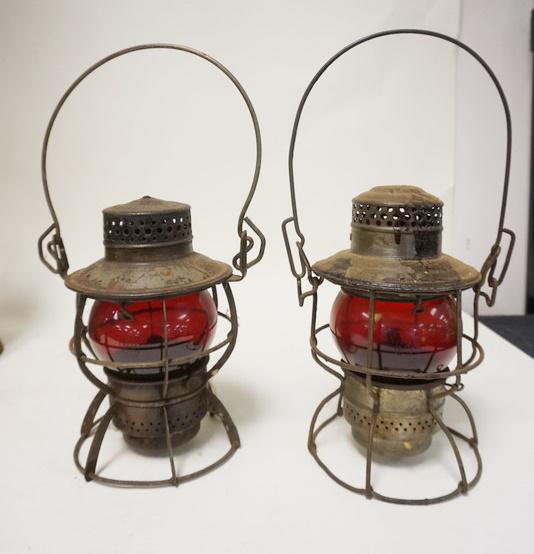 2 PENNSYLVANIA RAILROAD LANTERNS (1 of 3)