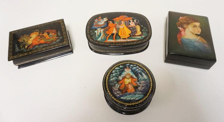 LOT OF 4 SMALL RUSSIAN LACQUERED BOXES (1 of 3)