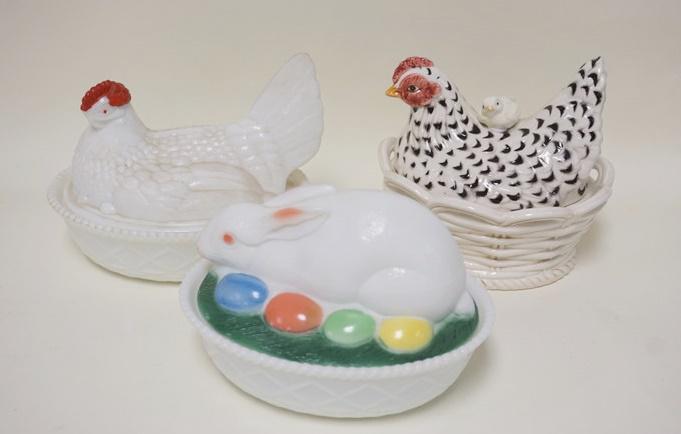 3 COVERED ANIMAL DISHES (1 of 4)