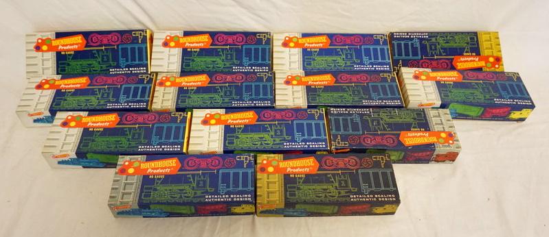 13 ROUNDHOUSE PROTUCTS HO GAUGE TRAIN MODELS (1 of 5)