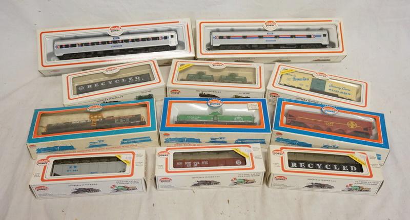 11 MODEL POWER HO GAUGE MODEL TRAINS (1 of 2)