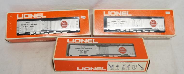 LOT OF 3 LIONEL MODEL TRAINS (1 of 2)
