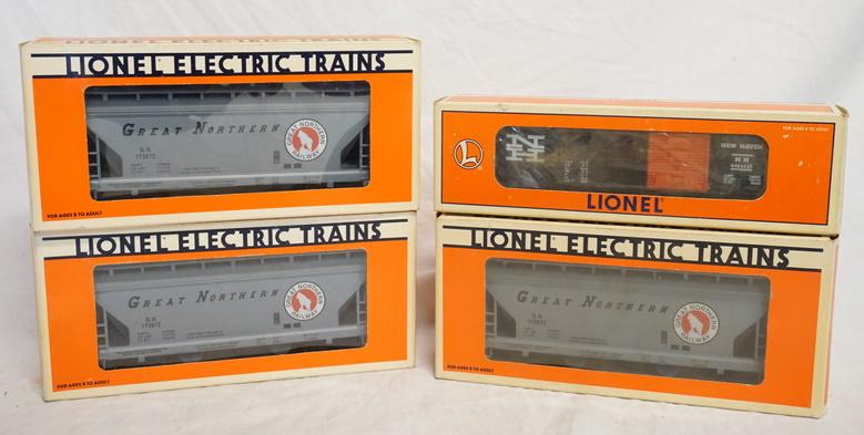 4 LIONEL ELECTRIC TRAINS MODEL TRAINS (1 of 2)