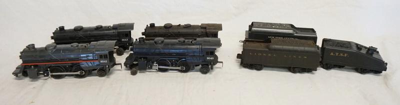 LOT OF LIONEL LOCOMOTIVES & TENDER (1 of 3)