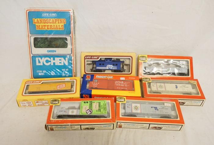 LOT OF 6 LIFE LIKE HO GAUGE MODEL TRAINS (1 of 2)