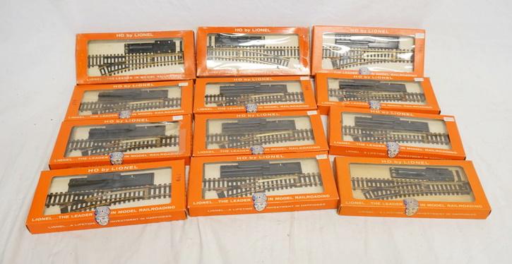 LARGE LOT OF HO BY LIONEL SWITCHES (1 of 3)