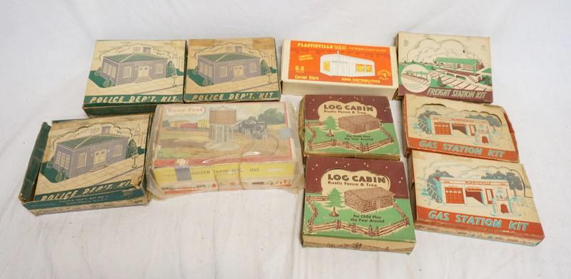 10 BACHMANN PLASTICVILLE MODEL BUILDING KITS (1 of 3)