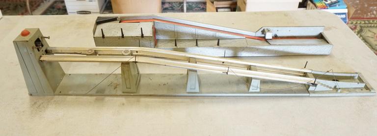 LIONEL COAL RAMP & LUMBER LOADER (1 of 4)