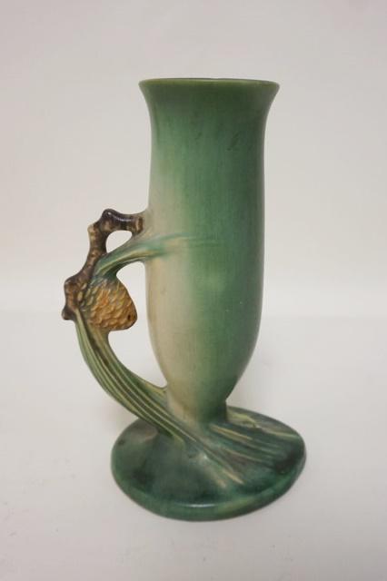 ROSEVILLE GREEN PINECONE VASE (1 of 3)