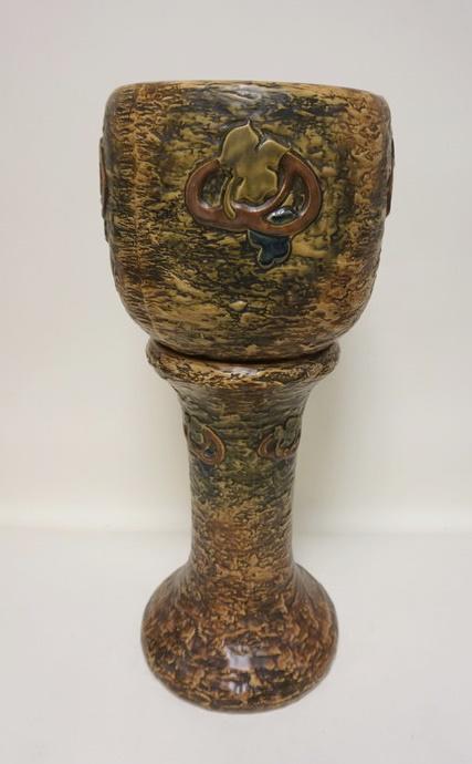 ROSEVILLE IMPERIAL POT & PEDESTAL (1 of 3)