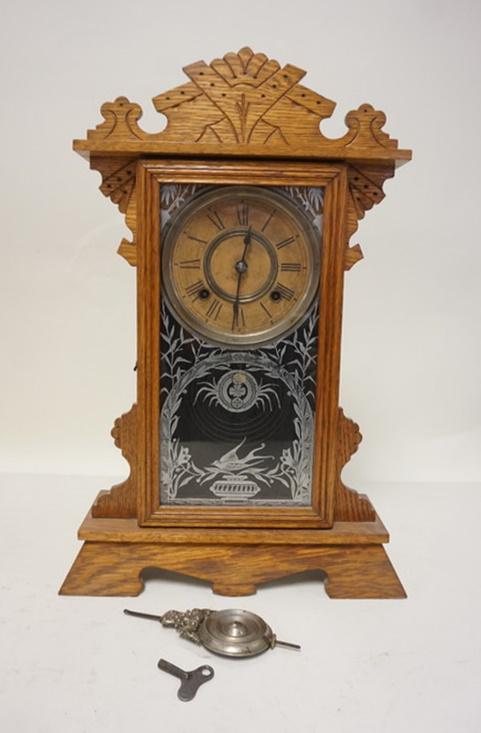 ANSONIA OAK GINGERBREAD CLOCK (1 of 4)