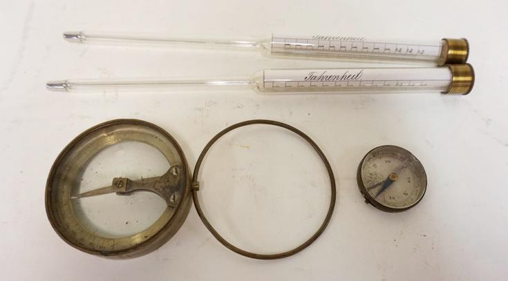 ANTIQUE SCIENTIFIC LOT (1 of 4)