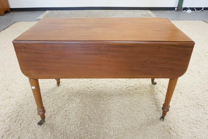 ANTIQUE MAHOGANY DROP LEAF TABLE (1 of 2)