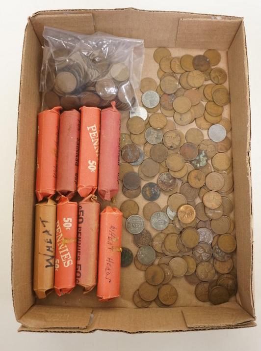 LARGE LOT OF WHEAT PENNIES (1 of 2)