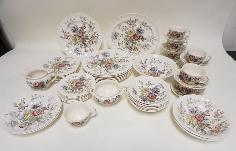 48 PIECE JOHNSON BROS *SHERATON* (1 of 3)