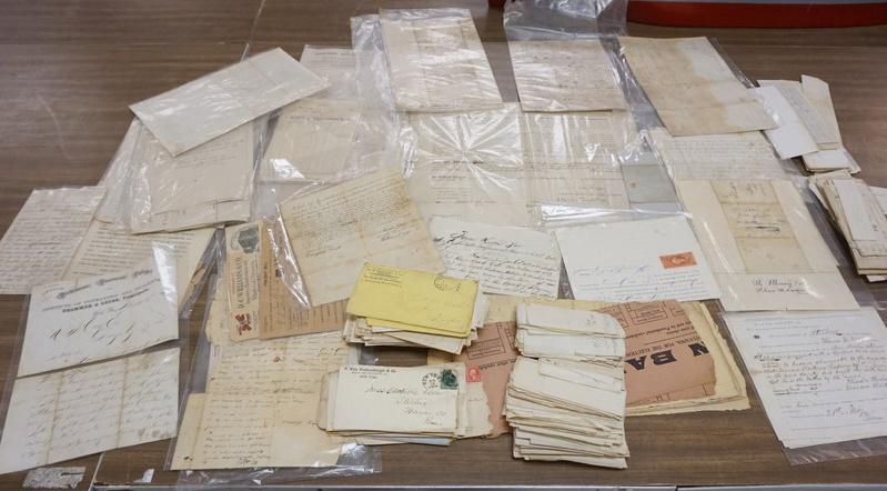 LARGE LOT OF EARLY PAPER (1 of 8)