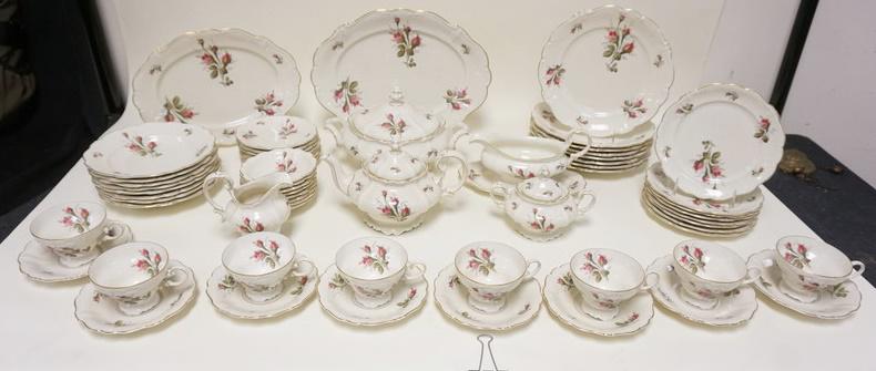 ROSENTHAL MOSS ROSE POMPADOUR DINNERWARE (1 of 10)