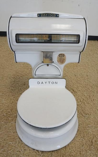 DAYTON COMMERCIAL SCALE (1 of 3)