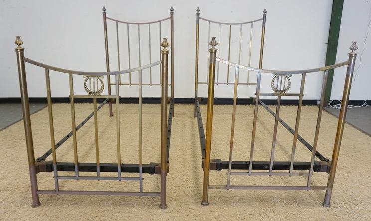 PAIR OF ORNATE ENGLISH STYLE BRASS BEDS: PAIR OF ORNATE ENGLISH STYLE BRASS BEDS