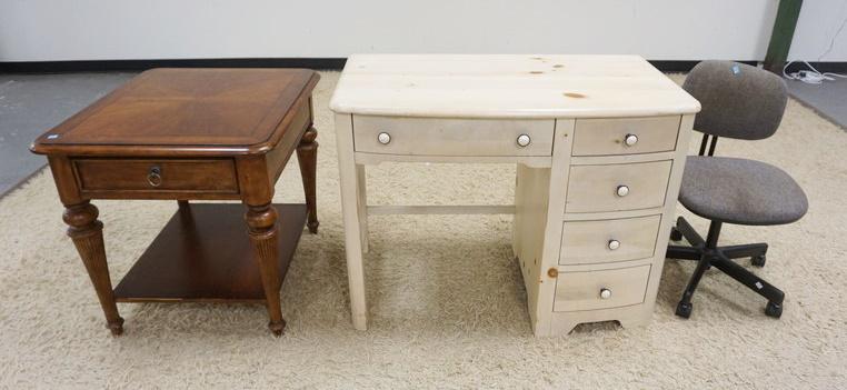 FURNITURE LOT END TABLE, DESK CHAIR, DESK (1 of 1)