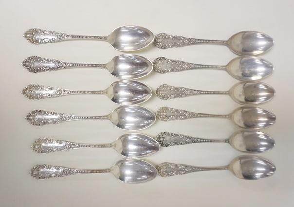 SET OF 12 STERLING SILVER TEASPOONS (1 of 3)