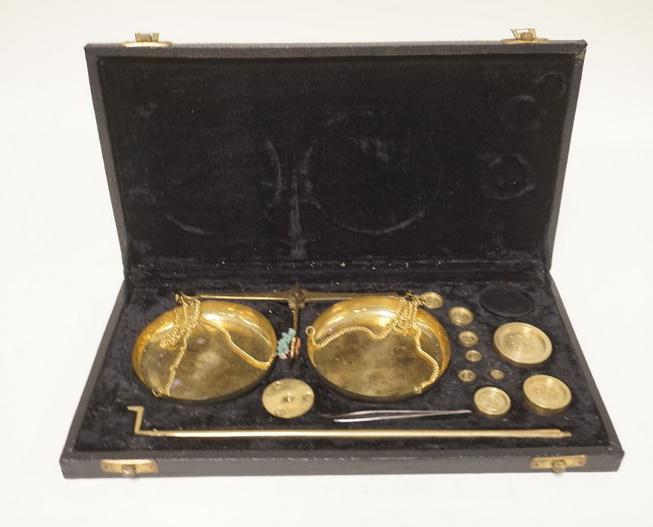 BRASS BALANCE SCALE (1 of 3)