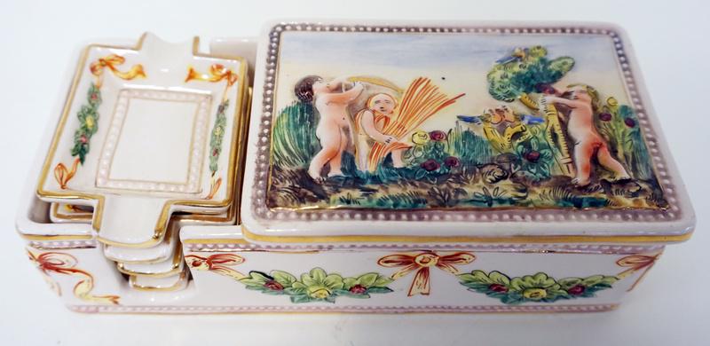 CAPODIMONTE SMOKING SET (1 of 5)