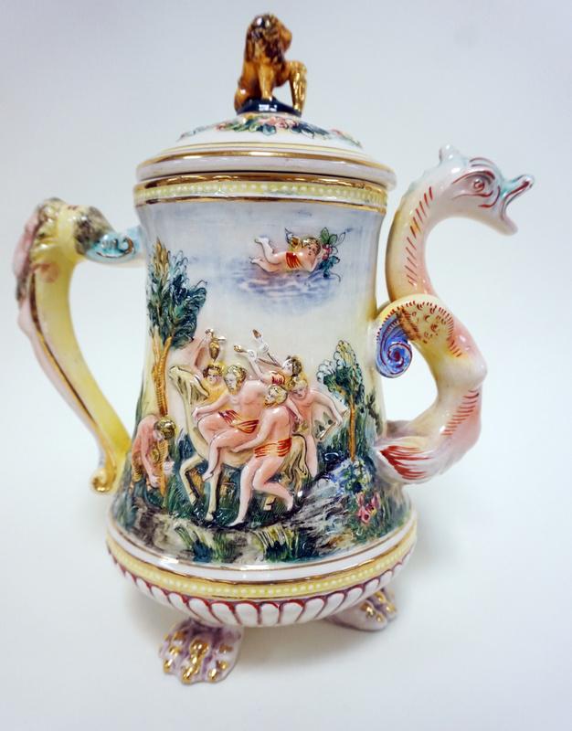 CAPODIMONTE TEA POT (1 of 4)