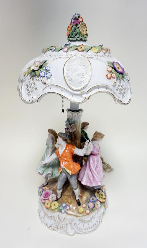 OUTSTANDING SCHIERHOLZ GERMAN FIGURAL LAMP (1 of 8)