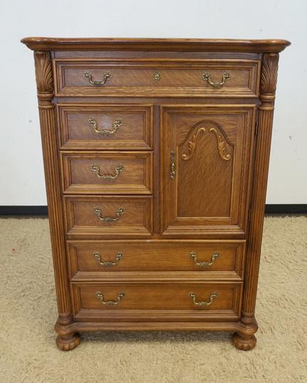 OAK 6 DRAWER BONNET CHEST (1 of 3)
