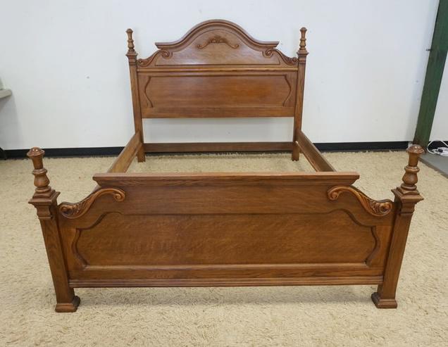 OAK QUEEN SIZE BED (1 of 3)