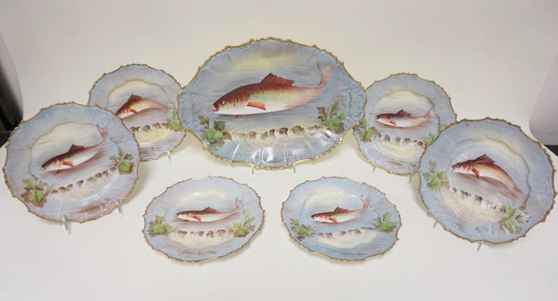 7 PIECE HAND PAINTED FISH SET (1 of 4)