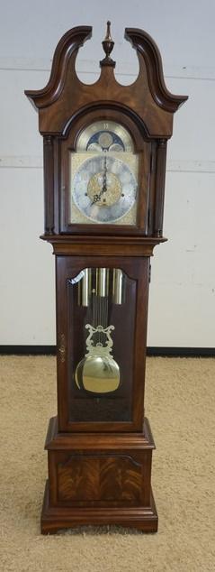 SLIGH GRANDFATHERS CLOCK *DOVER* (1 of 4)