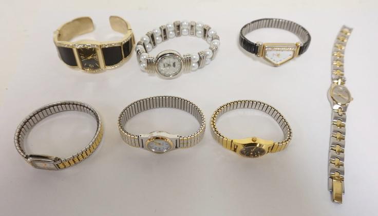 LOT OF 7 LADIES WATCHES (1 of 3)