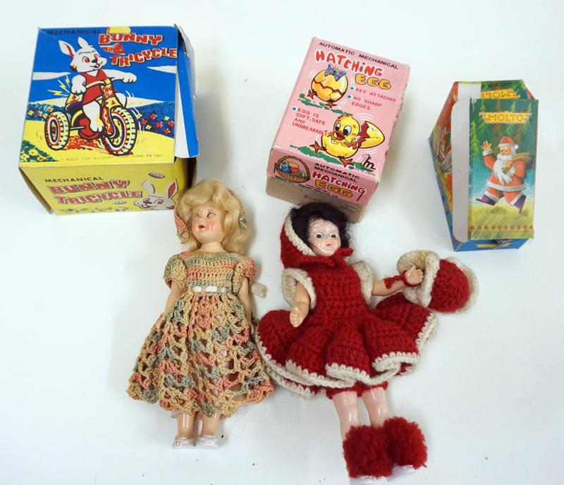 VINTAGE WIND UP TOY AND DOLL LOT: VINTAGE WIND UP TOY AND DOLL LOT, TALLEST APPROXIMATELY 7 1/4 IN HIGH