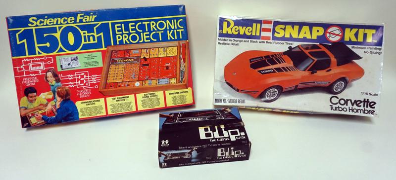 VINTAGE TOY LOT INCLUDING REVELL CAR (1 of 1)