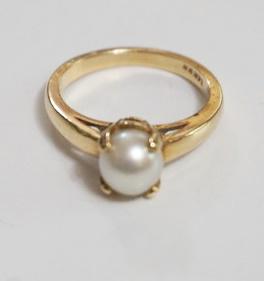 14K PEARL RING (1 of 2)