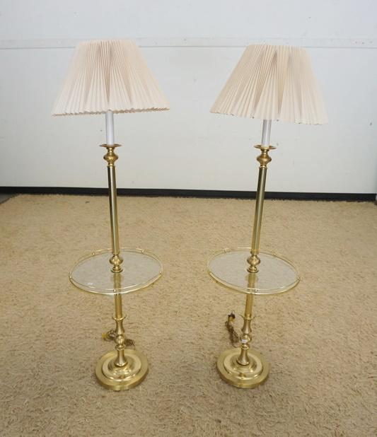 PAIR OF BRASS FLOOR LAMPS (1 of 2)