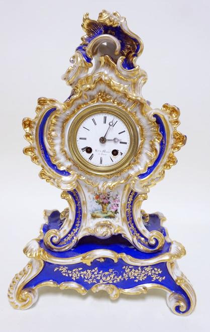 JACOB PETIT PORCELAIN MANTLE CLOCK (1 of 12)