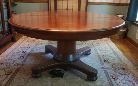 OUTSTANDING SOLID MAHOGANY ROUND EXTENSION TABLE (1 of 4)