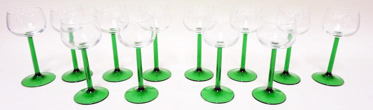 12 GREEN STEM FRENCH WINES: LOT OF 12 GREEN STEM FRENCH WINE GLASSES