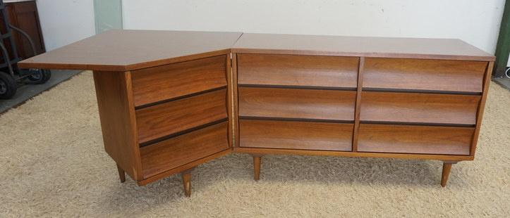 MCM 2 PC DESK UNIT (1 of 4)